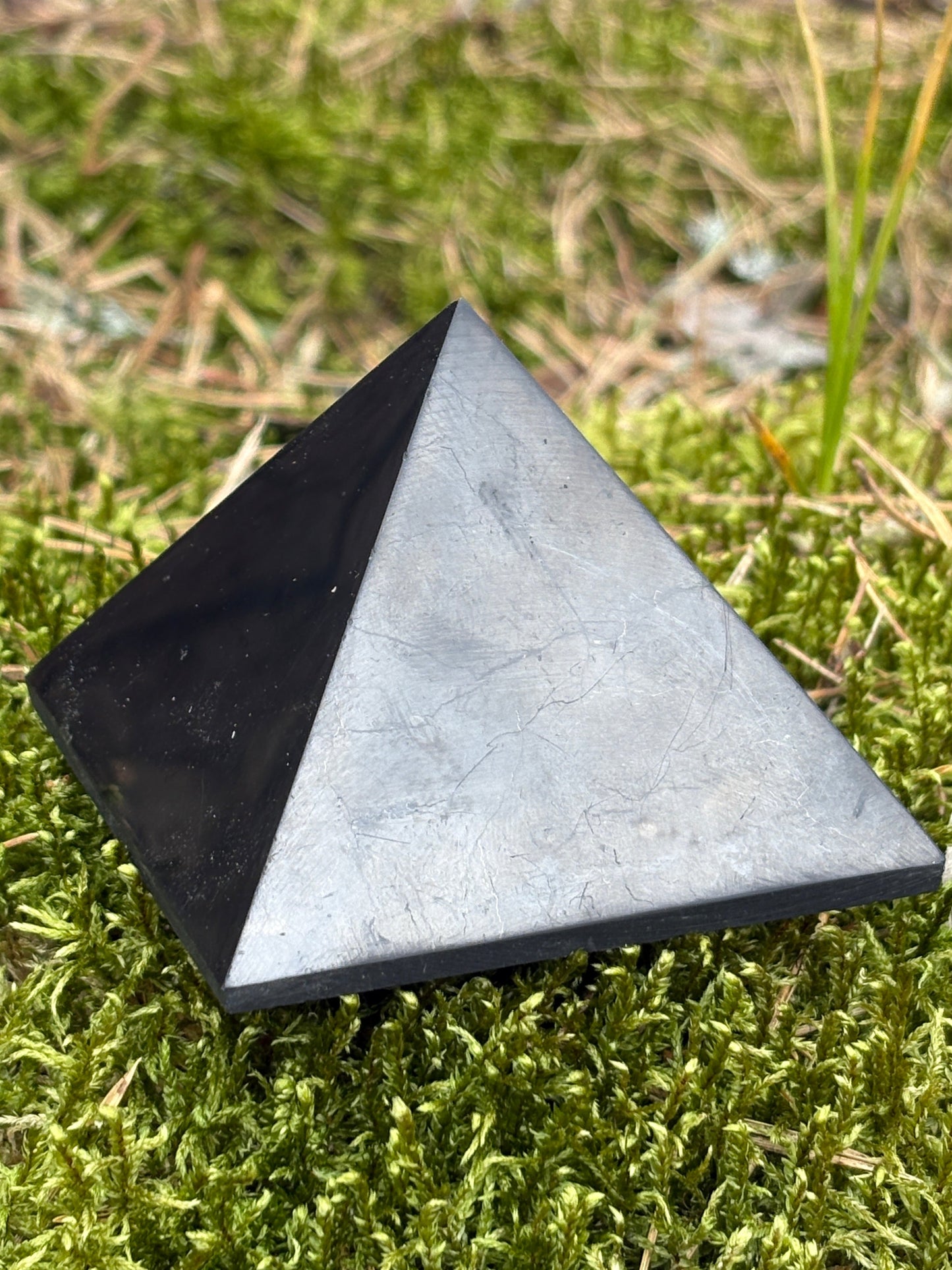 Large shungite polished pyramid ( 70mm )