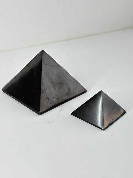 Large shungite polished pyramid ( 70mm )