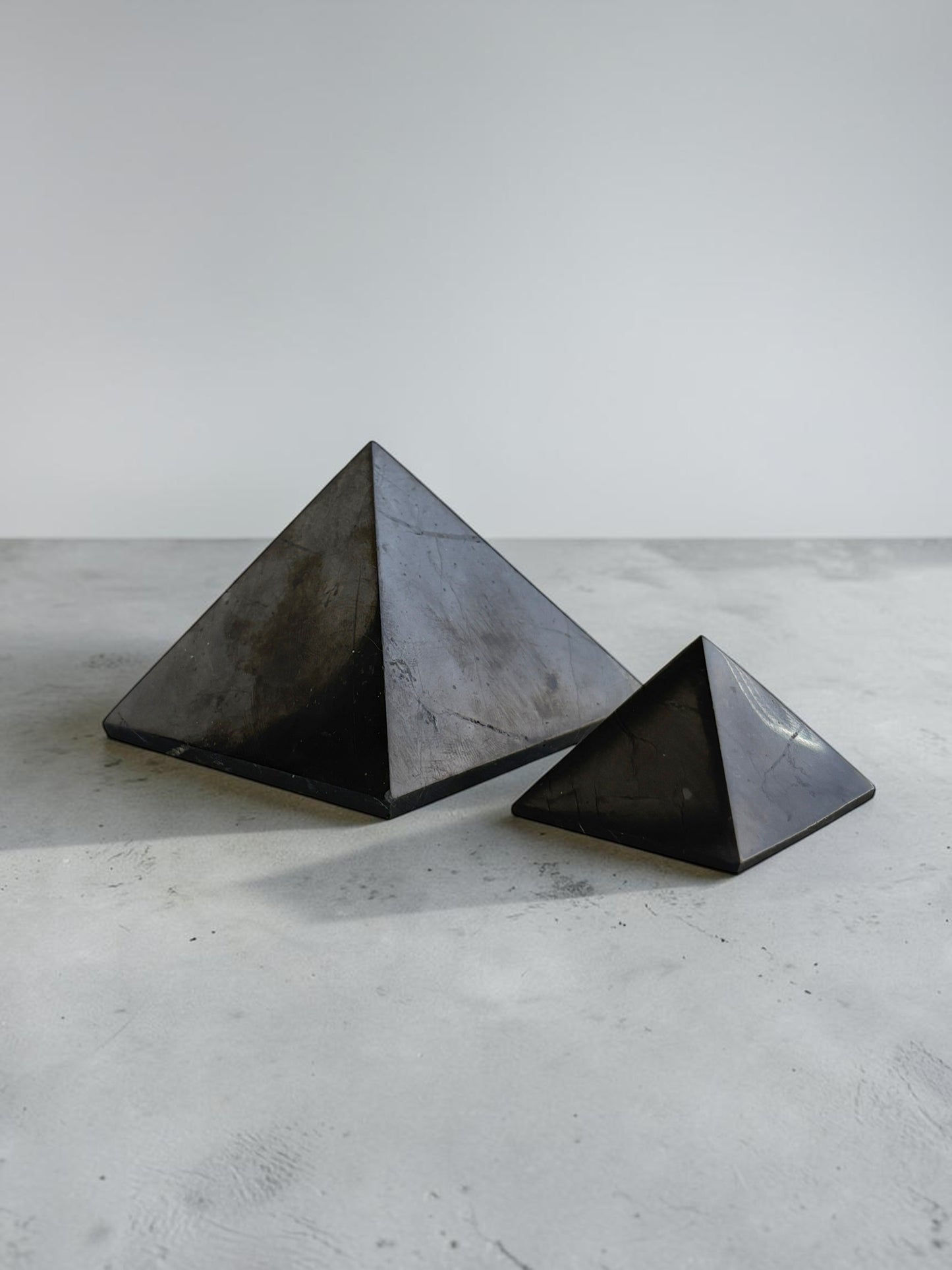 Twin Pyramids Shungite Bundle
