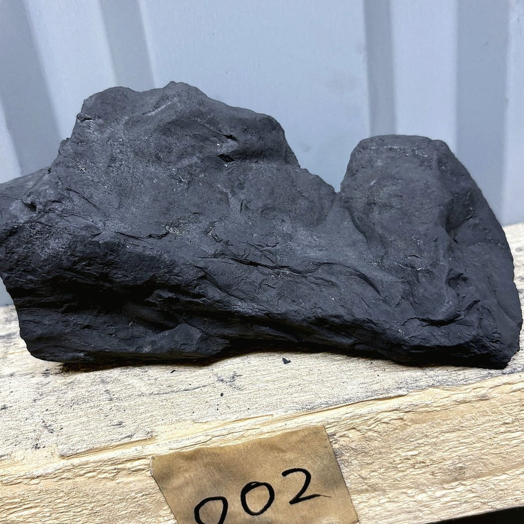 Raw Shungite Specimen 002 — 829g Ridge