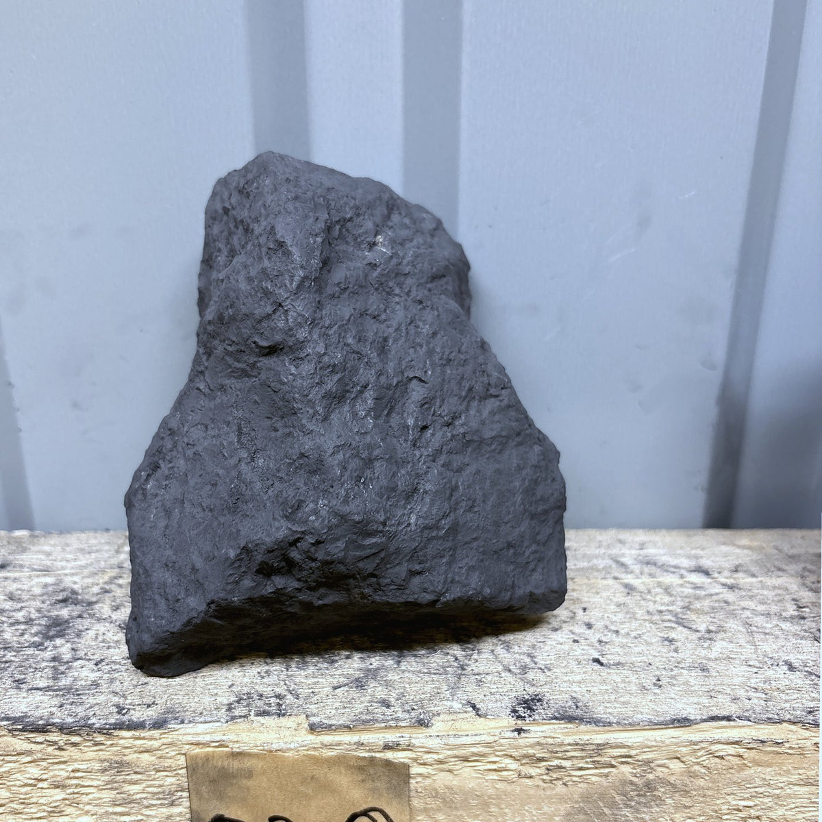 Raw shungite specimen 020, 1153 g, from another angle